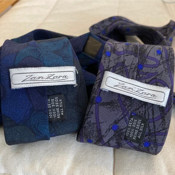 ZanZara All Silk Skinny Tie Gray Polka Dots Blue Abstract Lot of 2 - Picture 2 of 4